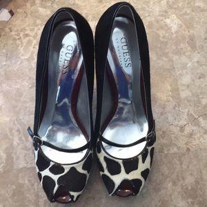 Guess peep toe heels